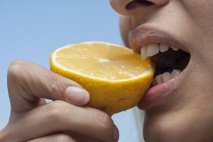 Erősítsd immunrendszered, egyél citromot!